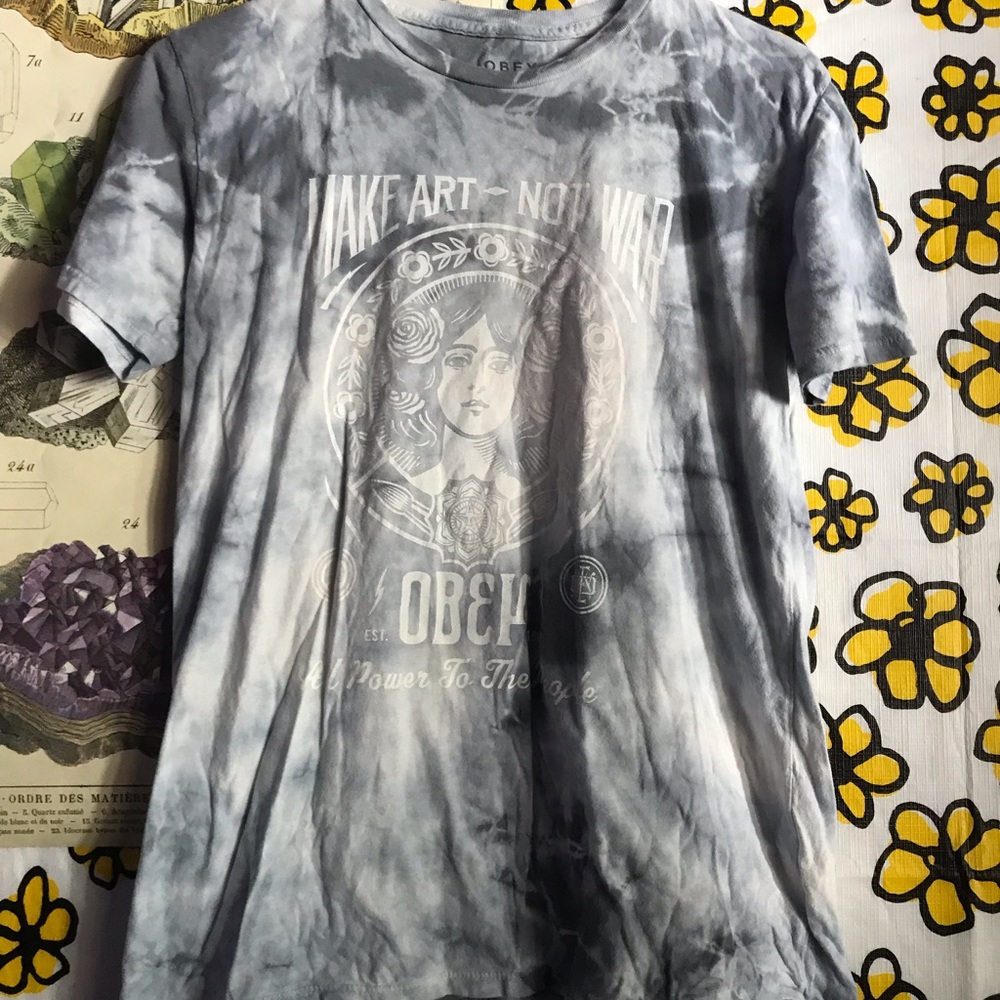 Tyedye obey make art not war t-shirt